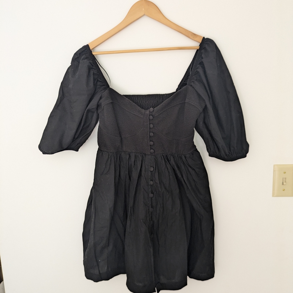 Elegant Black Puff Sleeve Dress